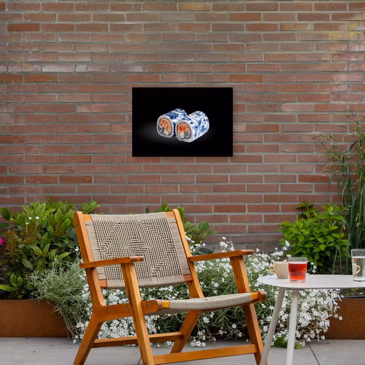 Sushi - Delfts blauw - Rijst - Vis - Elegant Tuinposter op houten frame 2 cm dik klein -sfeer3