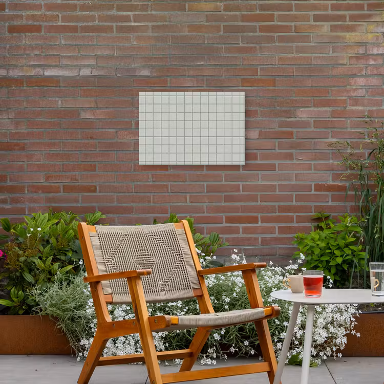 Tegel - Patroon - Lichtgroen Tuinposter op houten frame 2 cm dik klein 845 -sfeer3