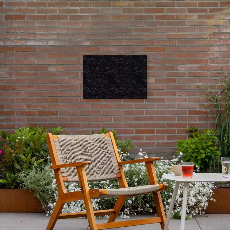 Tegels - Patroon - Marmer - Zwart Tuinposter op houten frame 2 cm dik klein 845 -sfeer3