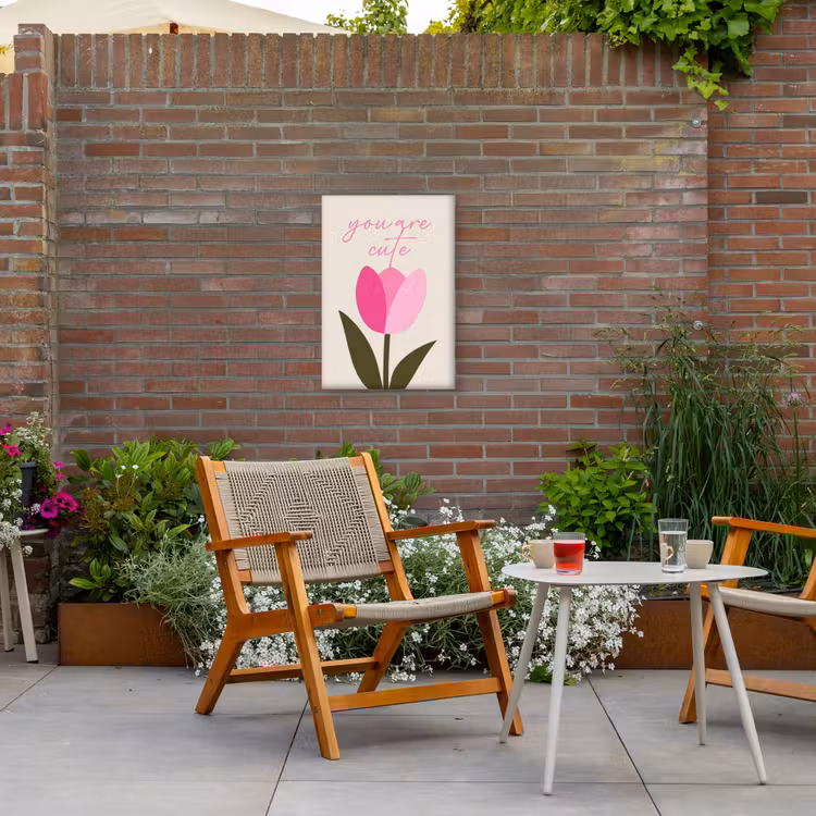 Tulp - Roze - Valentijn - Bloem Tuinposter op houten frame 2 cm dik klein -sfeer3