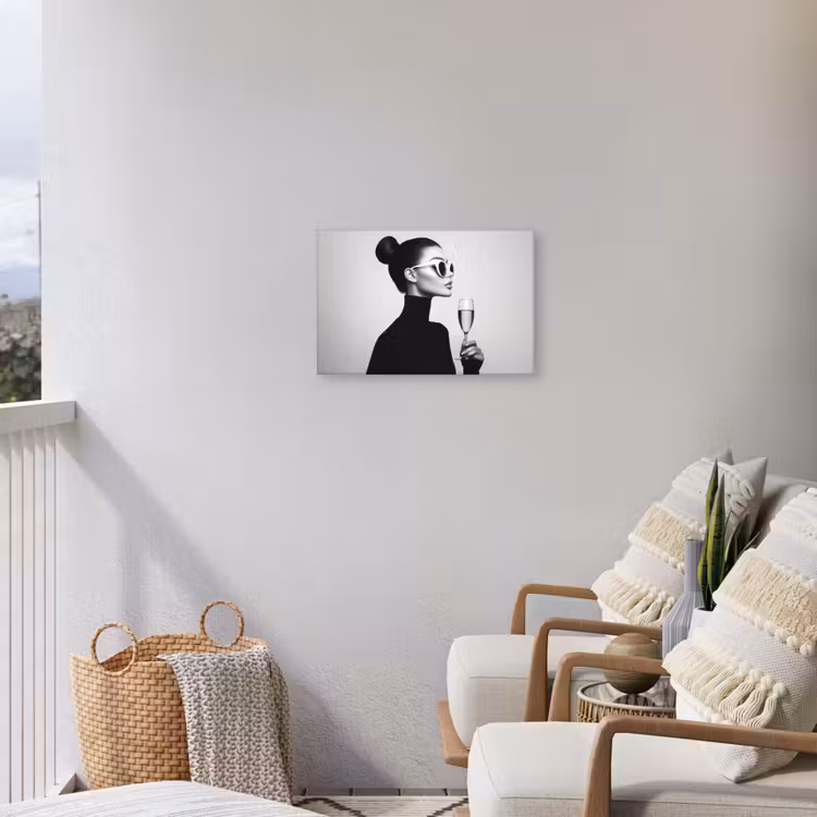 Vrouw - Champagne - Modern Tuinposter op houten frame 2 cm dik klein -sfeer1
