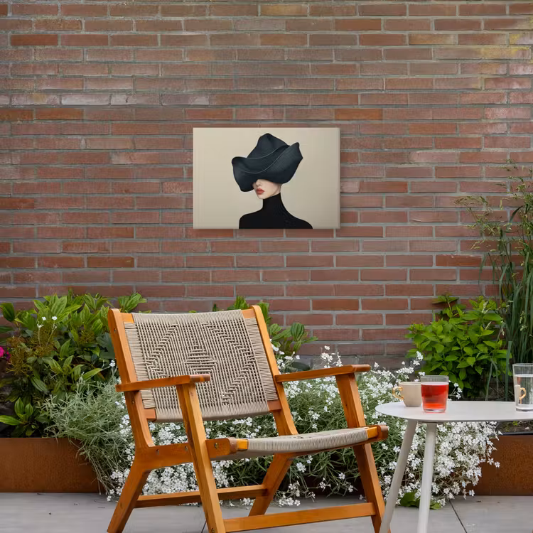 Vrouw - Groen - Hoed Tuinposter op houten frame 2 cm dik klein -sfeer3