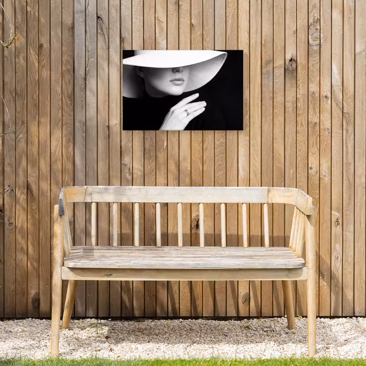 Vrouw - Hoed - Hand - Zwart - Wit - Klassiek Tuinposter op houten frame 2 cm dik klein -sfeer4