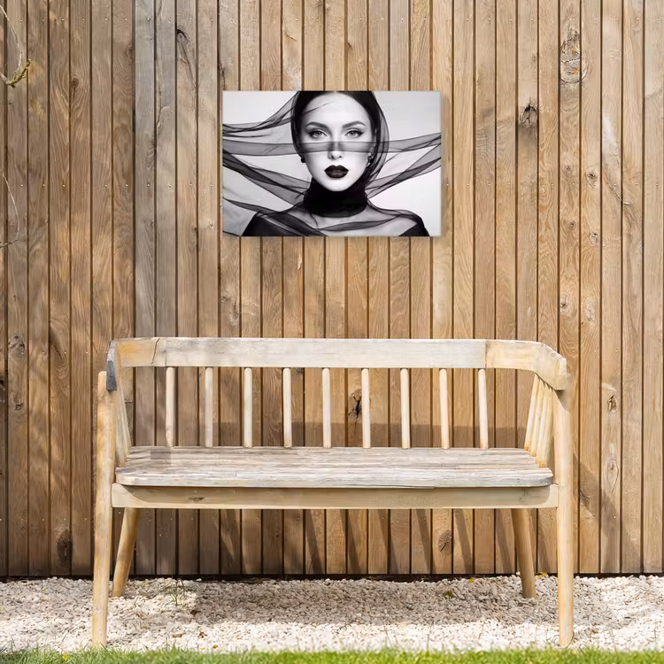 Vrouw - Sluier - Portret - Zwart  - Wit - Elegant Tuinposter op houten frame 2 cm dik klein -sfeer4