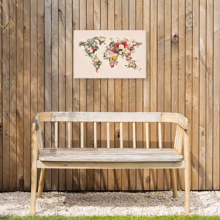 Wereldkaart - Bloemen - Roze Tuinposter op houten frame 2 cm dik klein -sfeer4