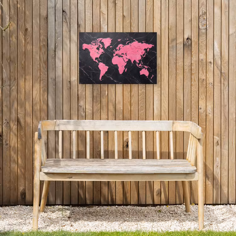 Wereldkaart - Roze - Marmer Tuinposter op houten frame 2 cm dik klein -sfeer4