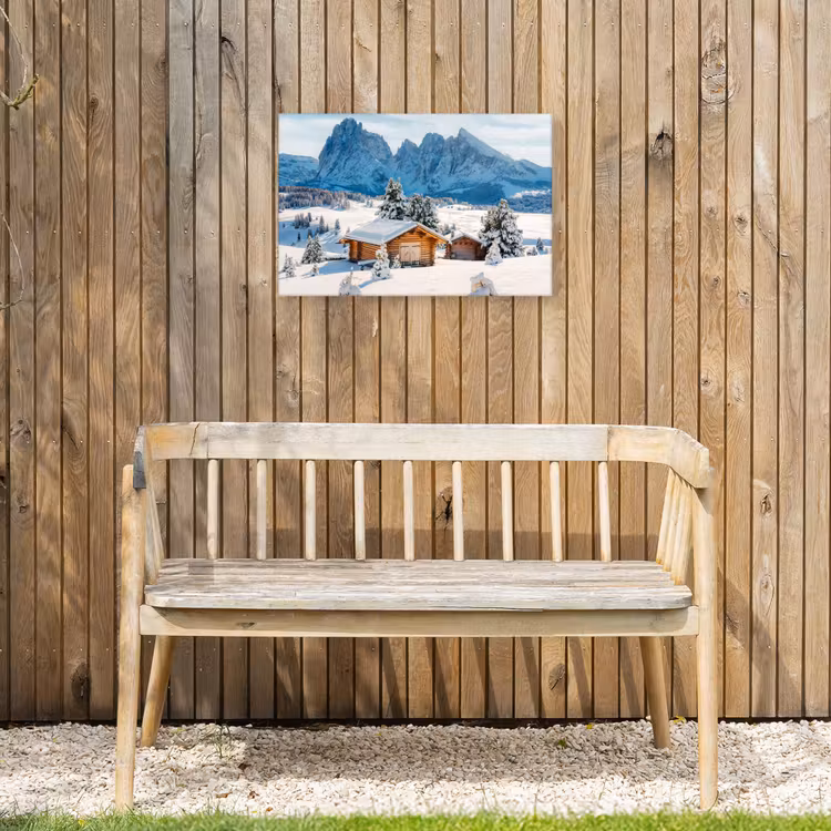 Winter - Huisje - Bergen - Uitzicht - Sneeuw Tuinposter op houten frame 2 cm dik klein -sfeer4