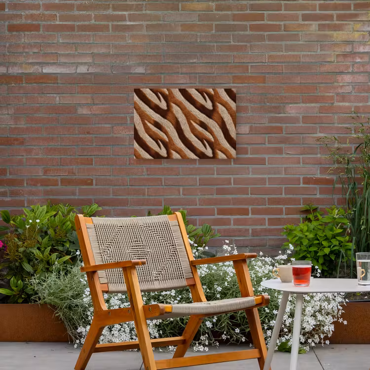 Zebra - Bruin - Patroon Tuinposter op houten frame 2 cm dik klein 845 -sfeer3