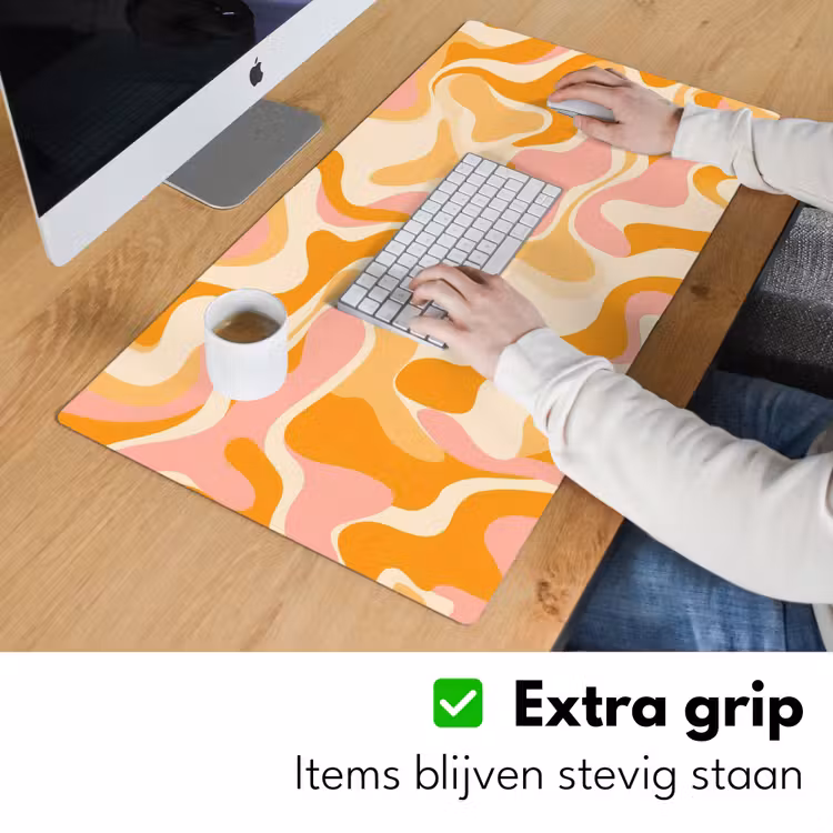 Abstract - Golvend - Oranje Muismat XXL klein -sfeer3