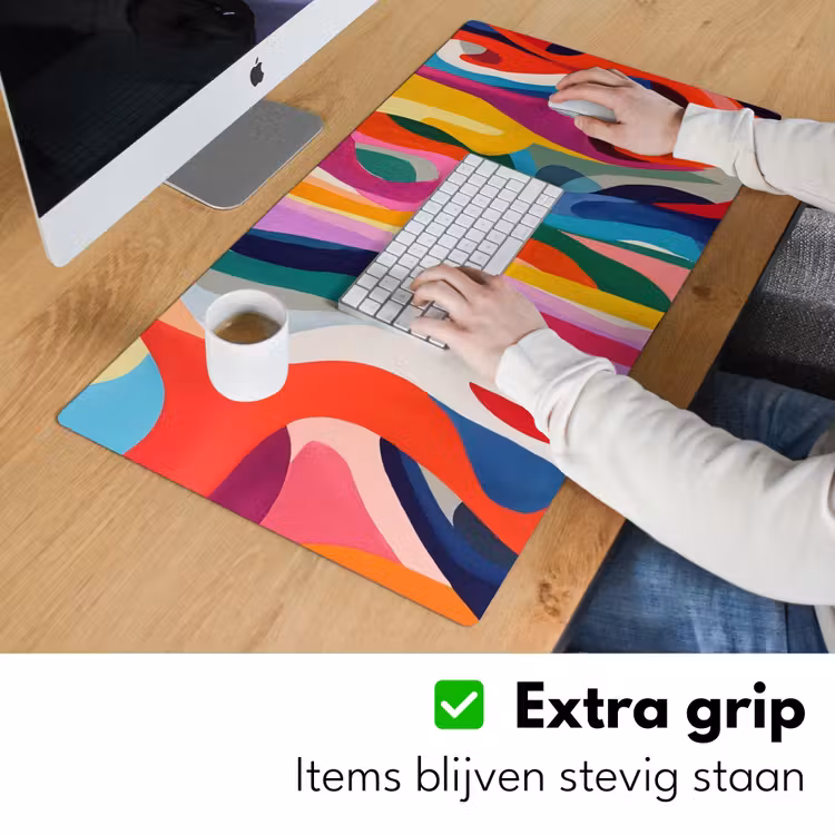 Abstract - Kleurrijk - Golven - Lijnen Muismat XXL klein -sfeer3