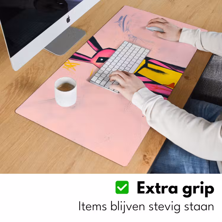 Abstract - Konijn - Sjaal - Geel Muismat XXL klein -sfeer3
