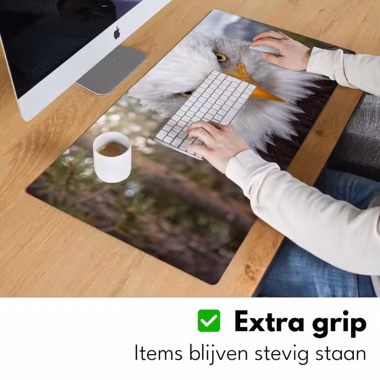 Amerikaans - Zeearend - Portret - Geel Muismat XXL klein -sfeer3