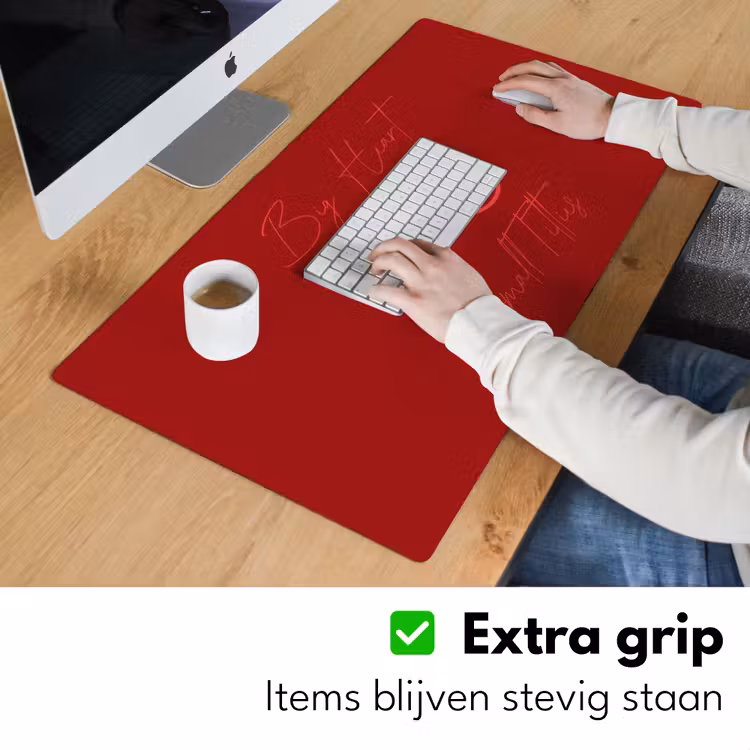 big heart small titties - Hart - Rood Muismat XXL klein -sfeer3