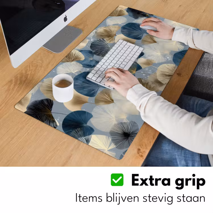 Bladeren - Abstract - Goud - Blauw Muismat XXL klein -sfeer3