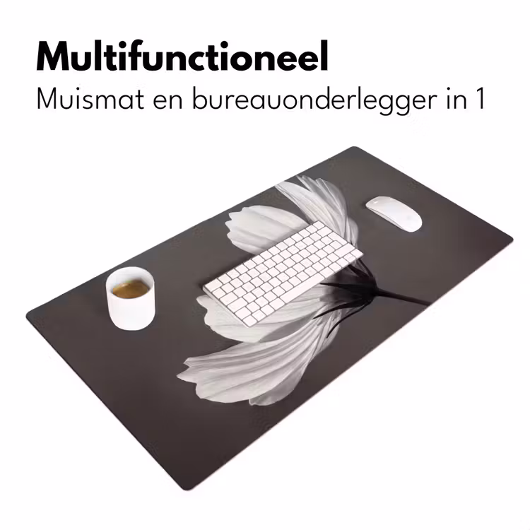 Bloem - Minimalistisch - Zwart - Wit Muismat XXL klein -sfeer4