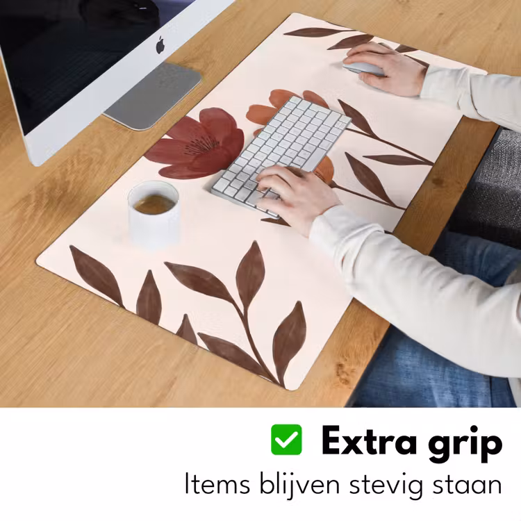 Bloemen - Abstract - Modern - Bruin - Decoratief Muismat XXL klein -sfeer3