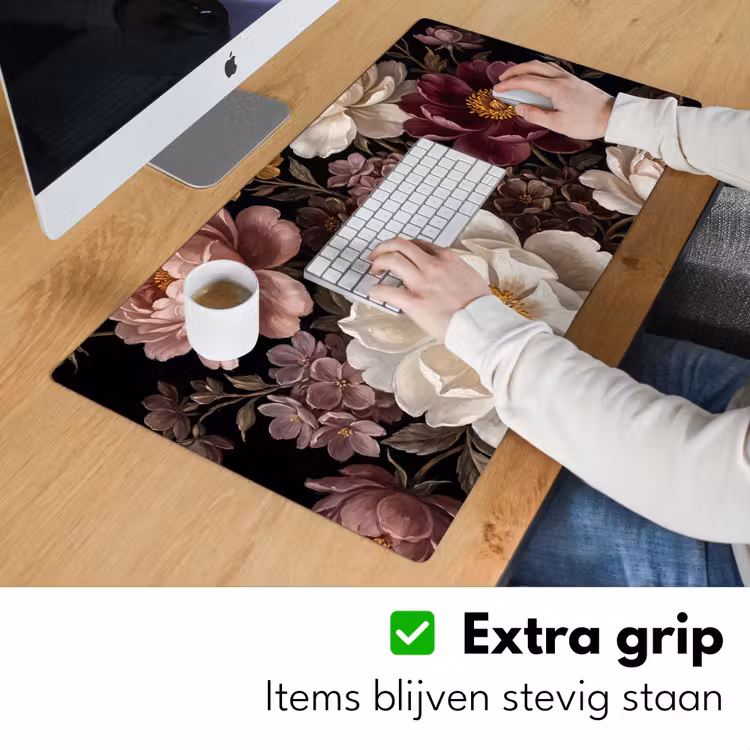 Bloemen - Boeket - Klassiek - Donker - Rood Muismat XXL klein -sfeer3