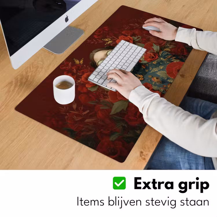 Bloemen - Dieprood - Zonnebril - Vrouw Muismat XXL klein -sfeer3