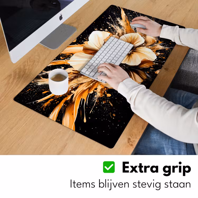 Bloemen - Goud - Graffiti - Zwart - Abstract Muismat XXL klein -sfeer3
