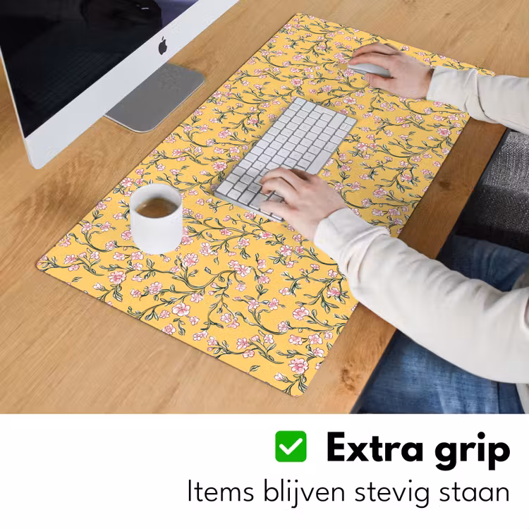 Bloemen - Motief - Geel Muismat XXL klein 681 -sfeer3