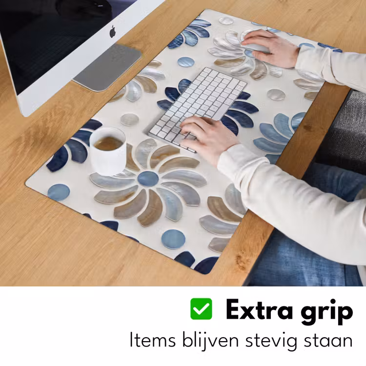 Bloemen - Parelmoer - Abstract - Patroon - Blauw Muismat XXL klein -sfeer3