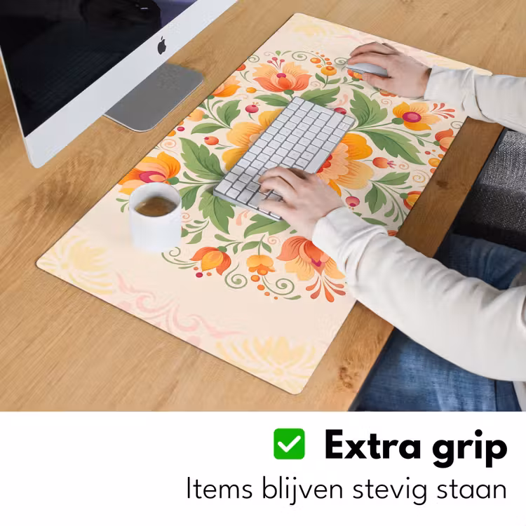 Bloemen - Patroon - Decoratief - Oranje Muismat XXL klein -sfeer3