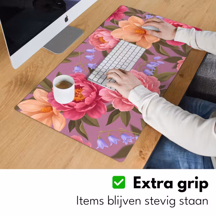 Bloemen - Patroon - Illustratie - Roze Muismat XXL klein -sfeer3