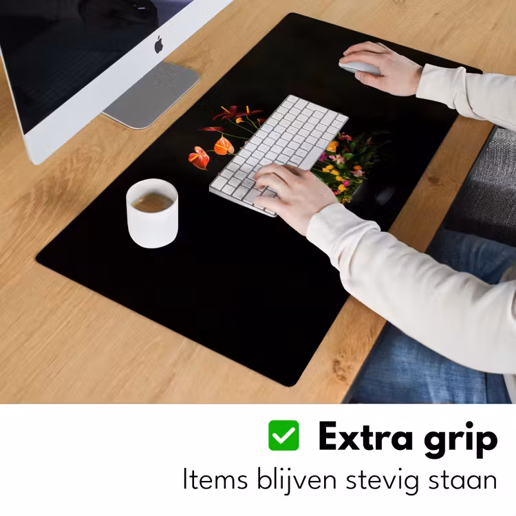Bloemen - Vaas - Kleurrijk Muismat XXL klein -sfeer3