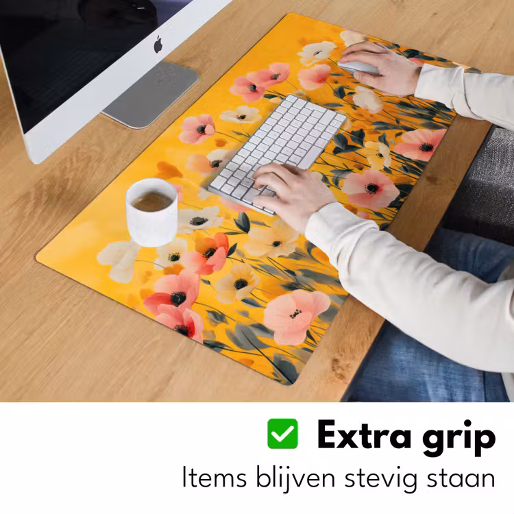 Bloemen - Veld - Geel Muismat XXL klein -sfeer3