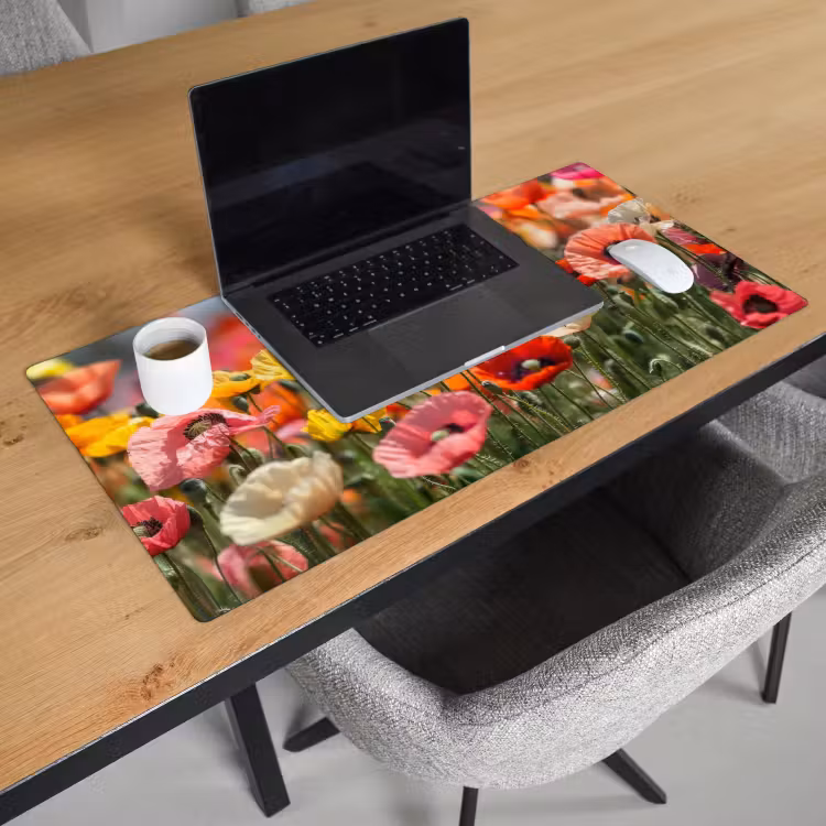 Bloemenveld - Klaprozen - Kleurrijk Muismat XXL klein -sfeer1