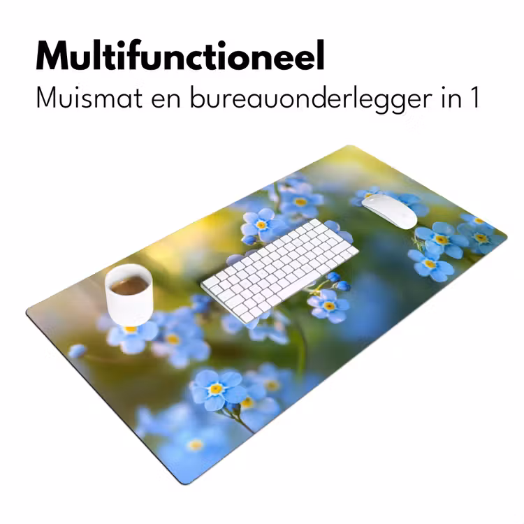 Bloemetjes - Blauw - Vergeet mij nietjes Muismat XXL klein -sfeer4
