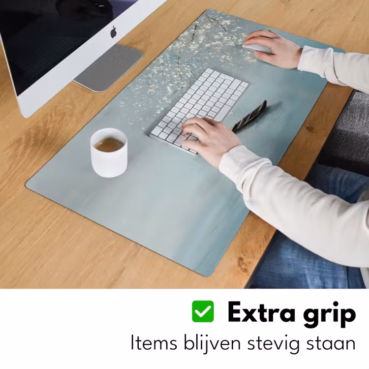 Bloesems - Minimalistisch - Wateroppervlak - Boot Muismat XXL klein -sfeer3
