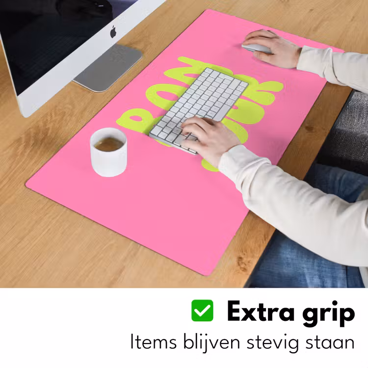 Bonjour - Roze - Fel groen Muismat XXL klein -sfeer3