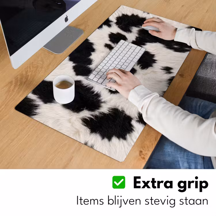 Bont - Textuur - Zwart - Wit Muismat XXL klein -sfeer3