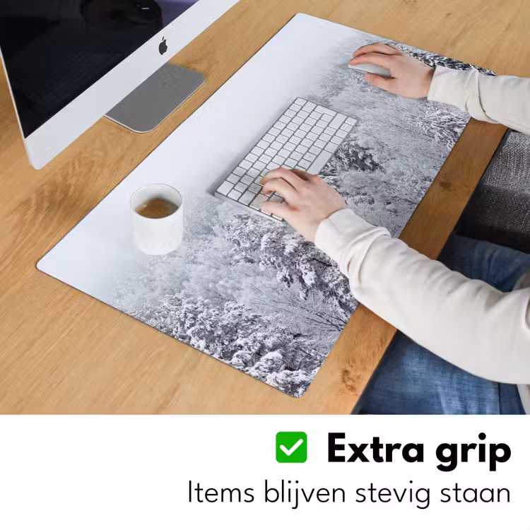 Bos - Sneeuw - Winter - Natuur - Wit Muismat XXL klein -sfeer3