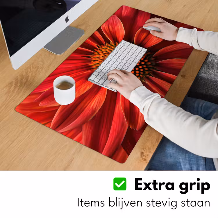 Close up - Bloem- Rood Muismat XXL klein -sfeer3