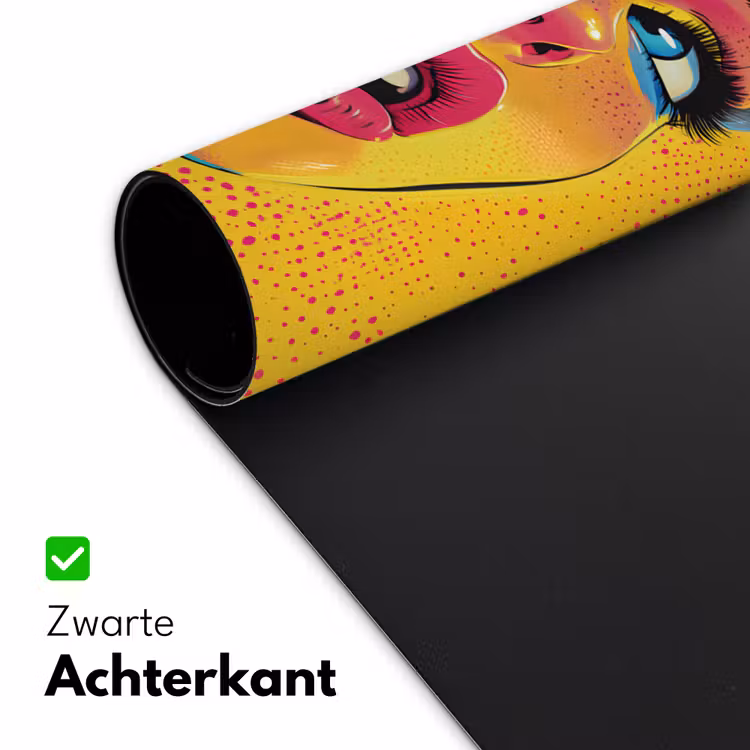 Close-up - Vrouwengezicht - Stippen - Geel Muismat XXL klein -sfeer2