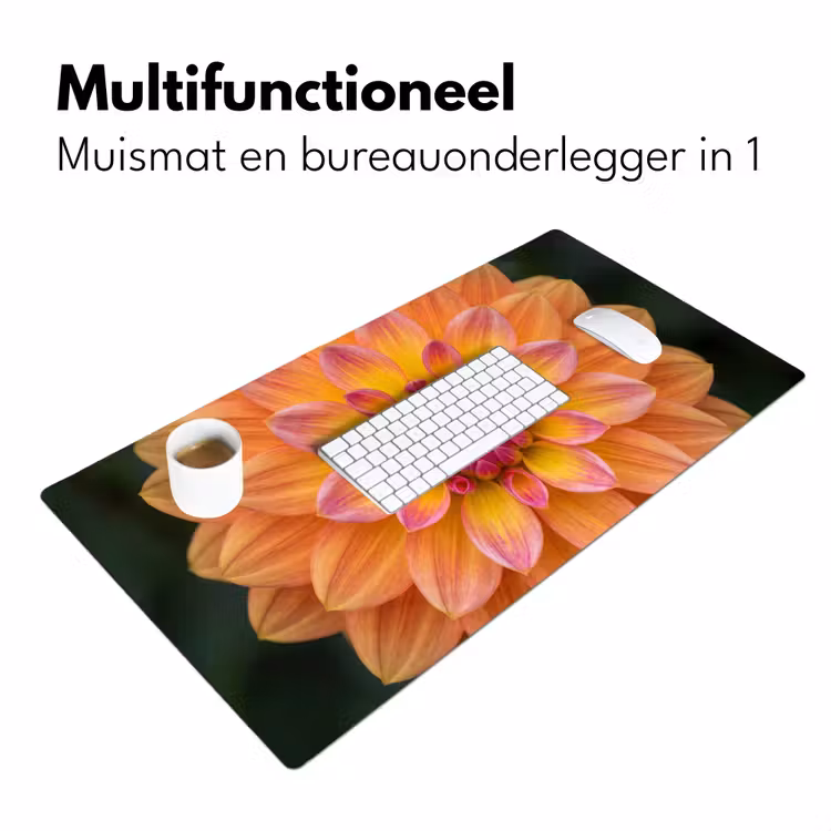 Dahlia - Bloem - Oranje Muismat XXL klein -sfeer4