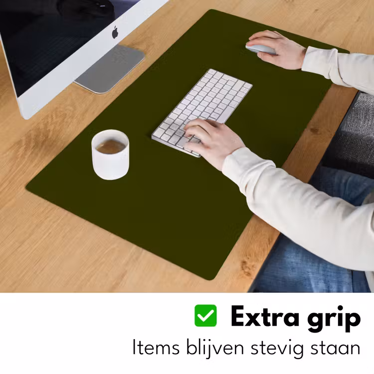 Dark - Olive - Groen Muismat XXL klein 681 -sfeer3