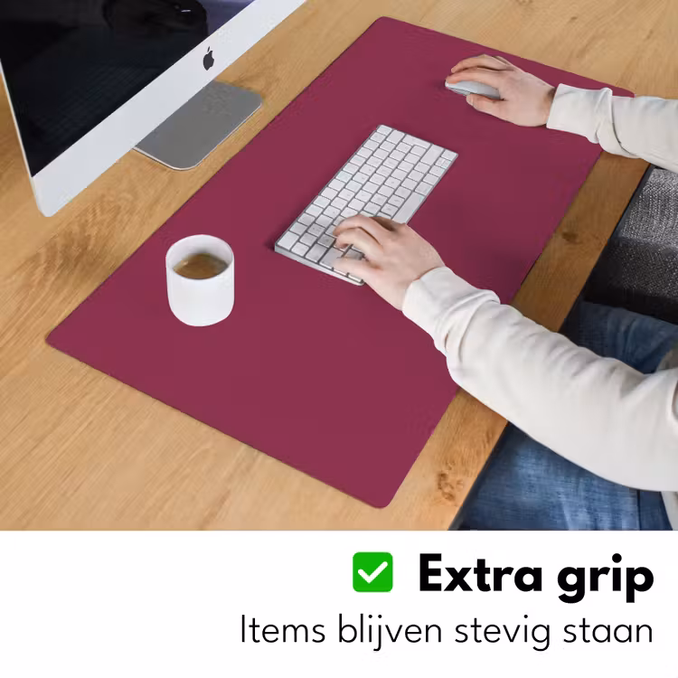 Deep - Rasberry - Rood Muismat XXL klein 681 -sfeer3