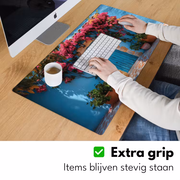 Deur - Hout - Bloemen - Blauw Muismat XXL klein -sfeer3