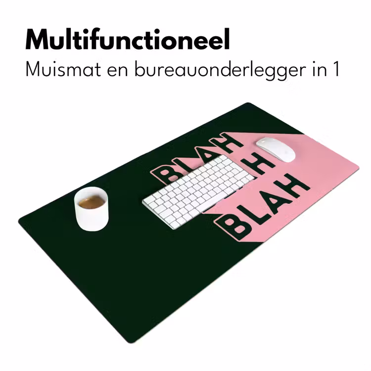 Donkergroen - Tekst - Schaduw - Grafisch Muismat XXL klein -sfeer4