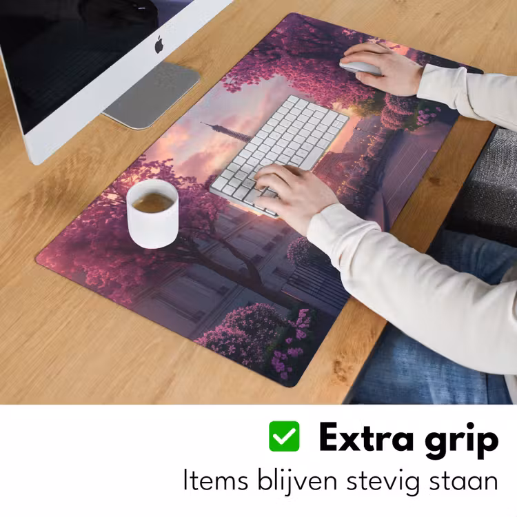 Eiffeltoren - Parijs - Roze Muismat XXL klein -sfeer3