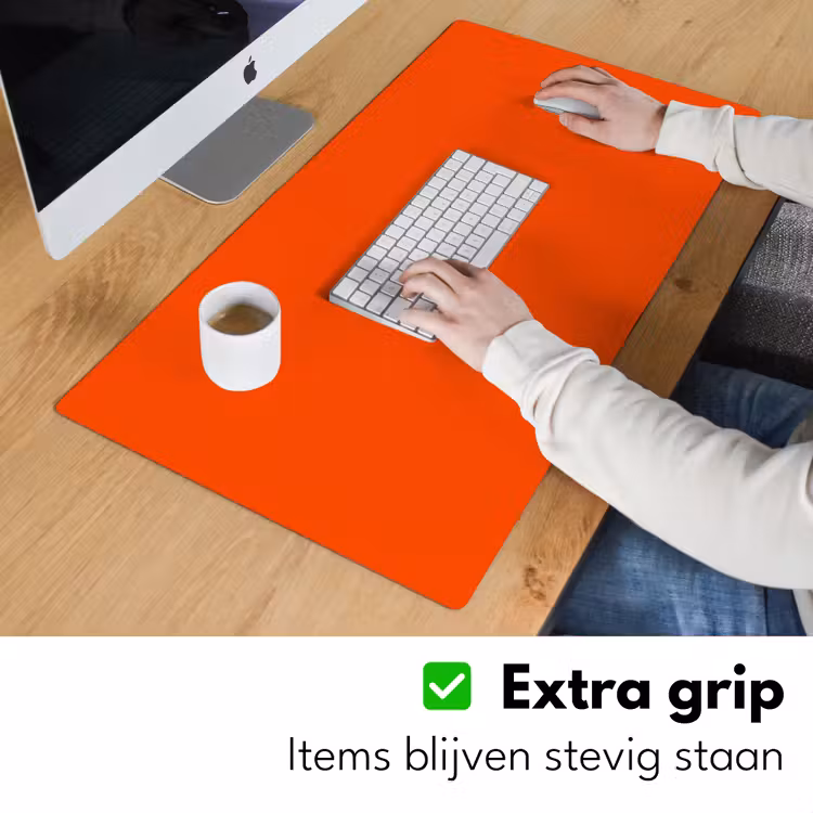Fiery - Tangerine - Oranje Muismat XXL klein 681 -sfeer3