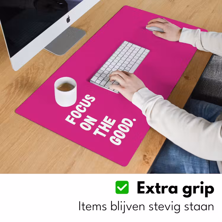 Focus on the good - Roze - Simple Muismat XXL klein -sfeer3