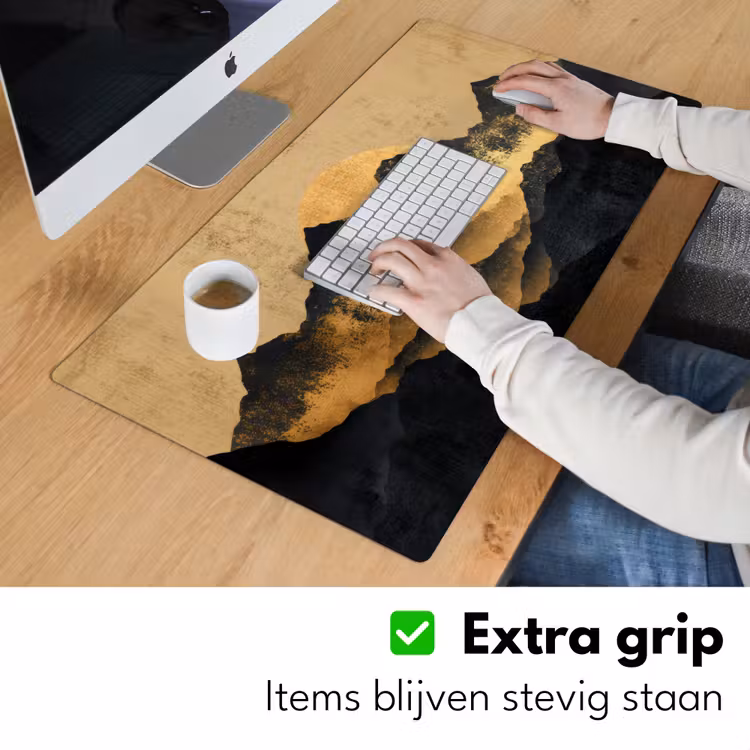 Gouden Bergen bij Maanlicht Muismat XXL klein -sfeer3