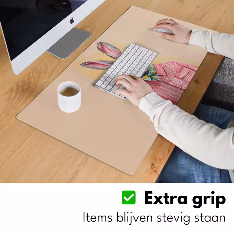 Grijs - Konijn - Blouse - Strik Muismat XXL klein -sfeer3