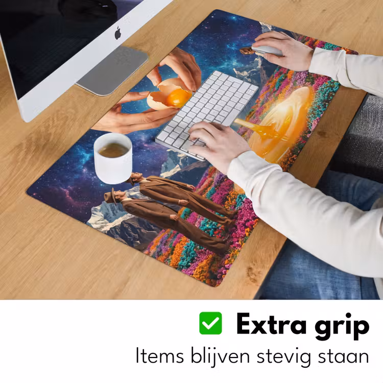 Bureau onderlegger - Handen - Ei - Surrealisme - Handen - Ei - Surrealisme Muismat XXL klein