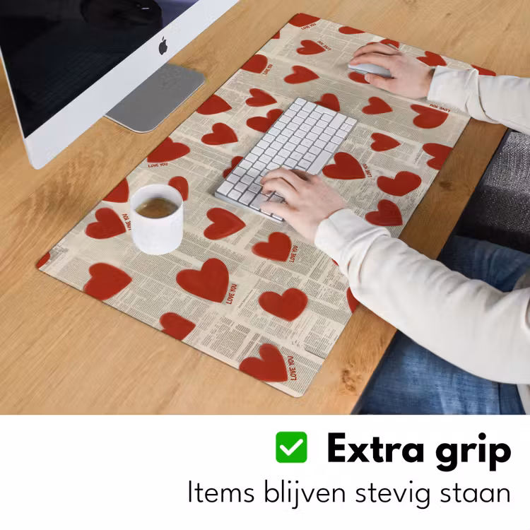 Hartjes - Krant - Loveyou Muismat XXL klein -sfeer3