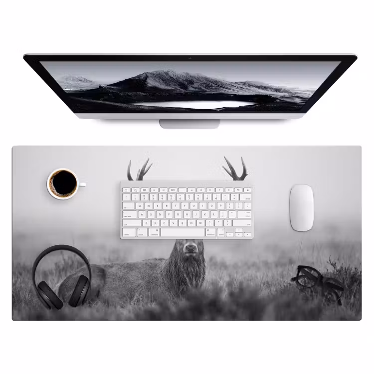 Hert - Mistig - Zwart - Wit Muismat XXL klein -3d